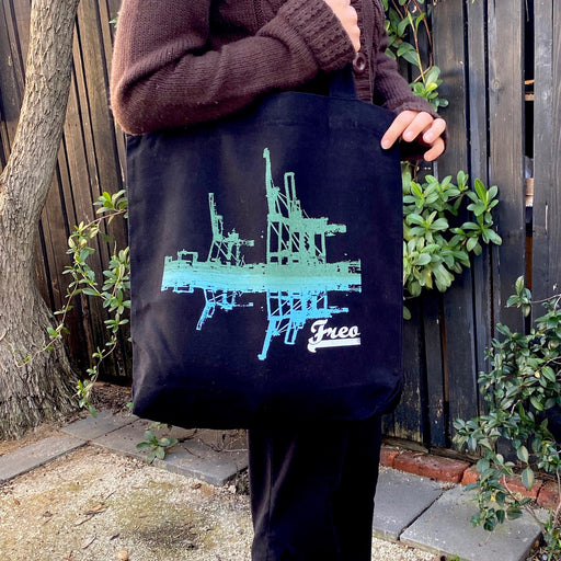 Freo, Reflecting cranes tote bag