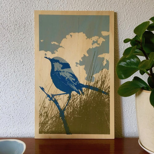 Photo of a splendid blue fairywren screenprinted on plywood. 
